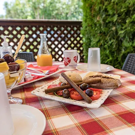 Gianna Apartament Almirida