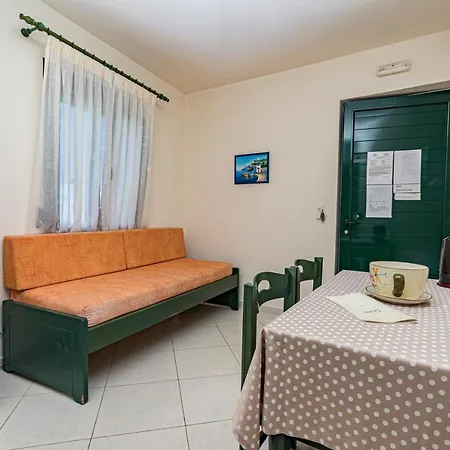Apartament Gianna Almirida